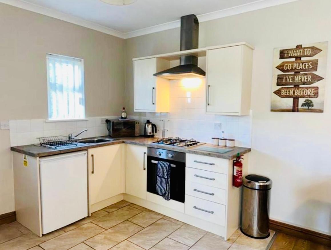 Willow Cottage With Hot Tub Strensall Bagian luar foto